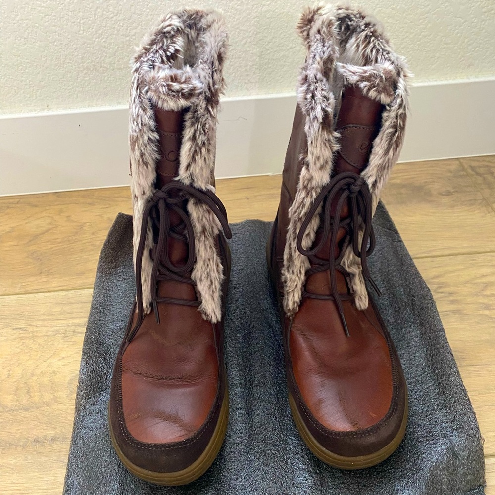 Ecco snow boots